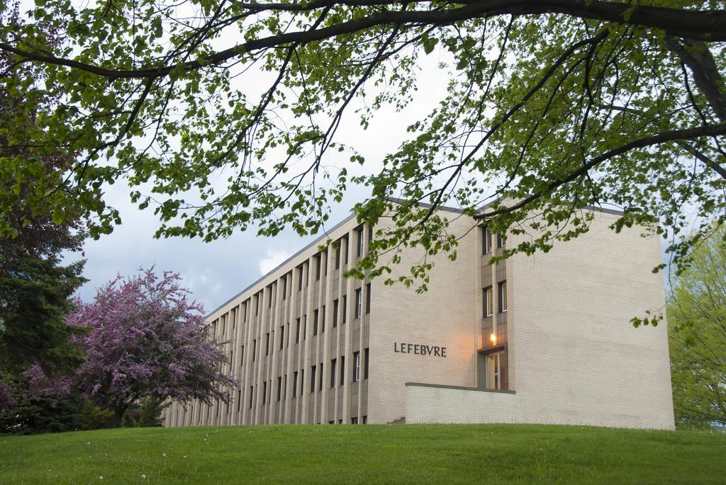Universite De Moncton Extérieur photo